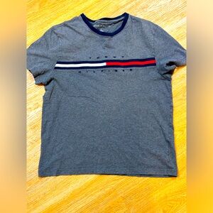 Tommy Hilfiger Short-Sleeve T‎ Shirt Grey Sz medium